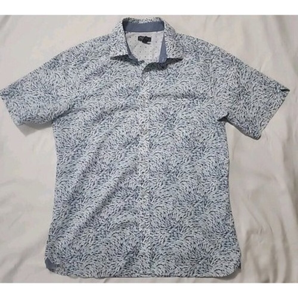 Van Heusen Men's Short Sleeve Button-Up, Medium All Over Fish Graphic In Blues